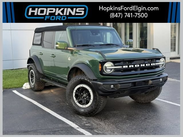 Certified 2023 Ford Bronco Outer Banks w/ Sasquatch Package AWD/4WD image 1