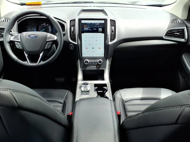 Certified 2024 Ford Edge SEL w/ Convenience Package AWD/4WD image 13