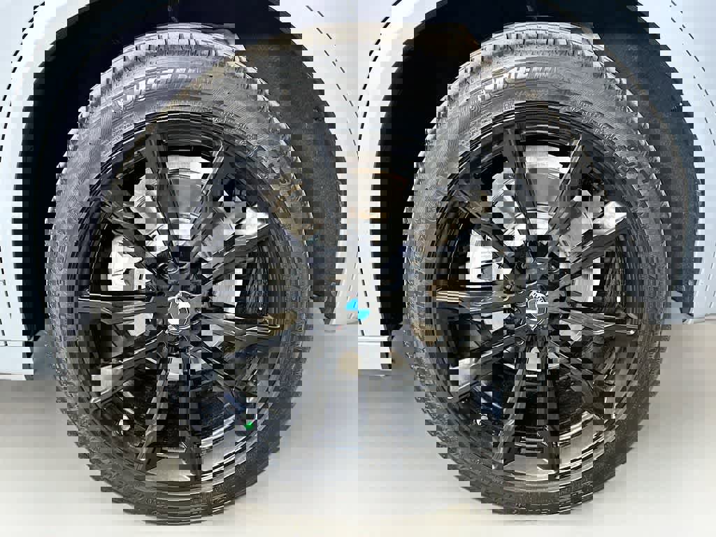 Used 2024 BMW X3 sDrive30i w/ Premium Package w/ZPA image 11