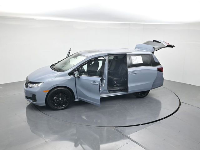 Used 2025 Honda Odyssey Sport-L image 47