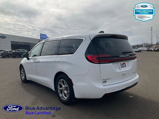 Used 2024 Chrysler Pacifica Limited FWD image 29
