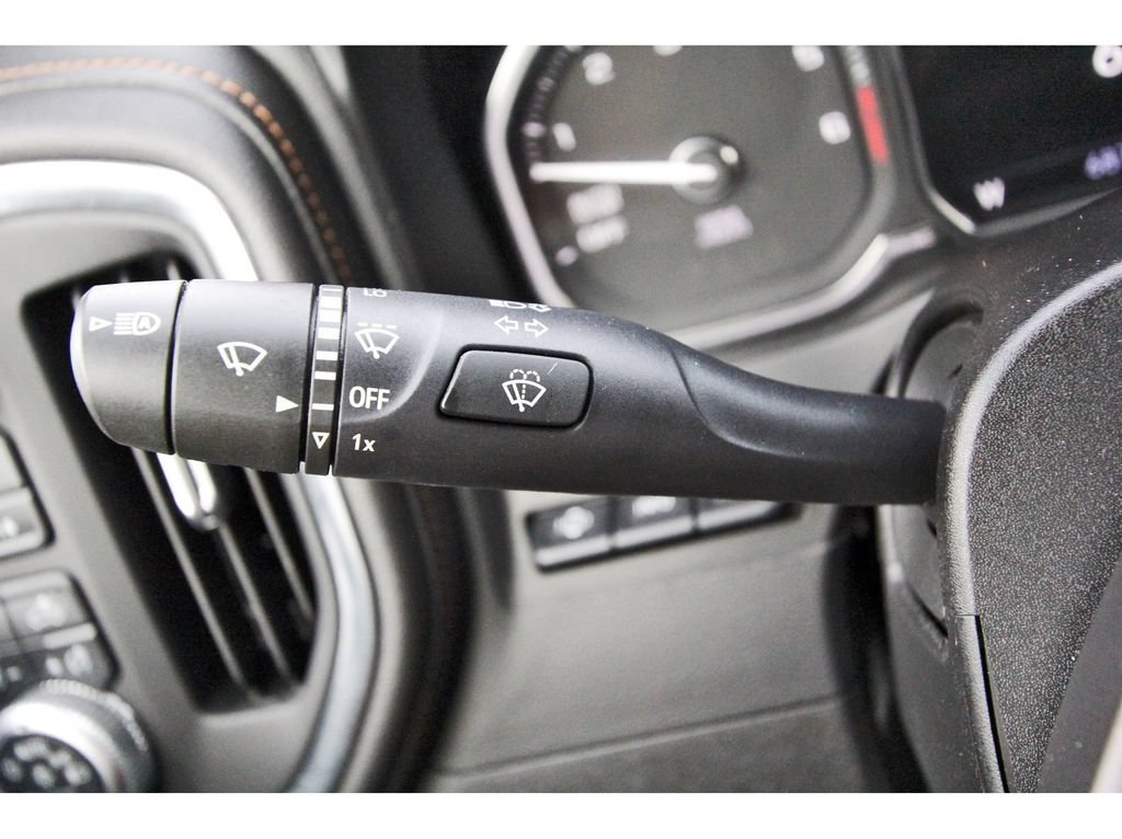 Used 2021 GMC Sierra 1500 AT4 w/ AT4 Premium Package AWD/4WD image 16