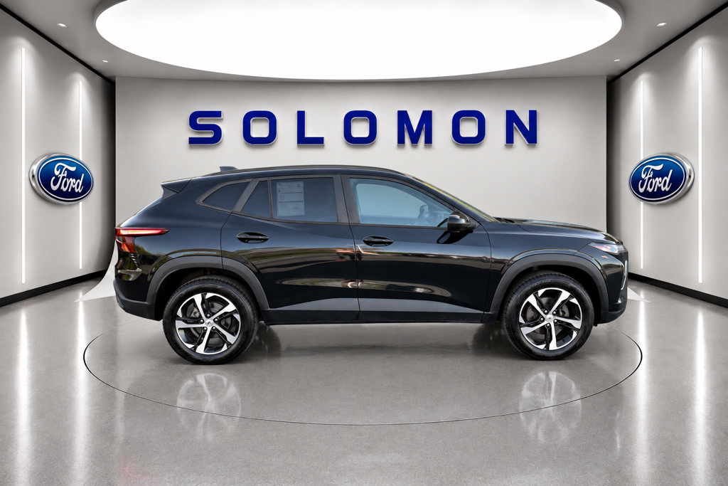 Used 2024 Chevrolet Trax RS FWD image 4