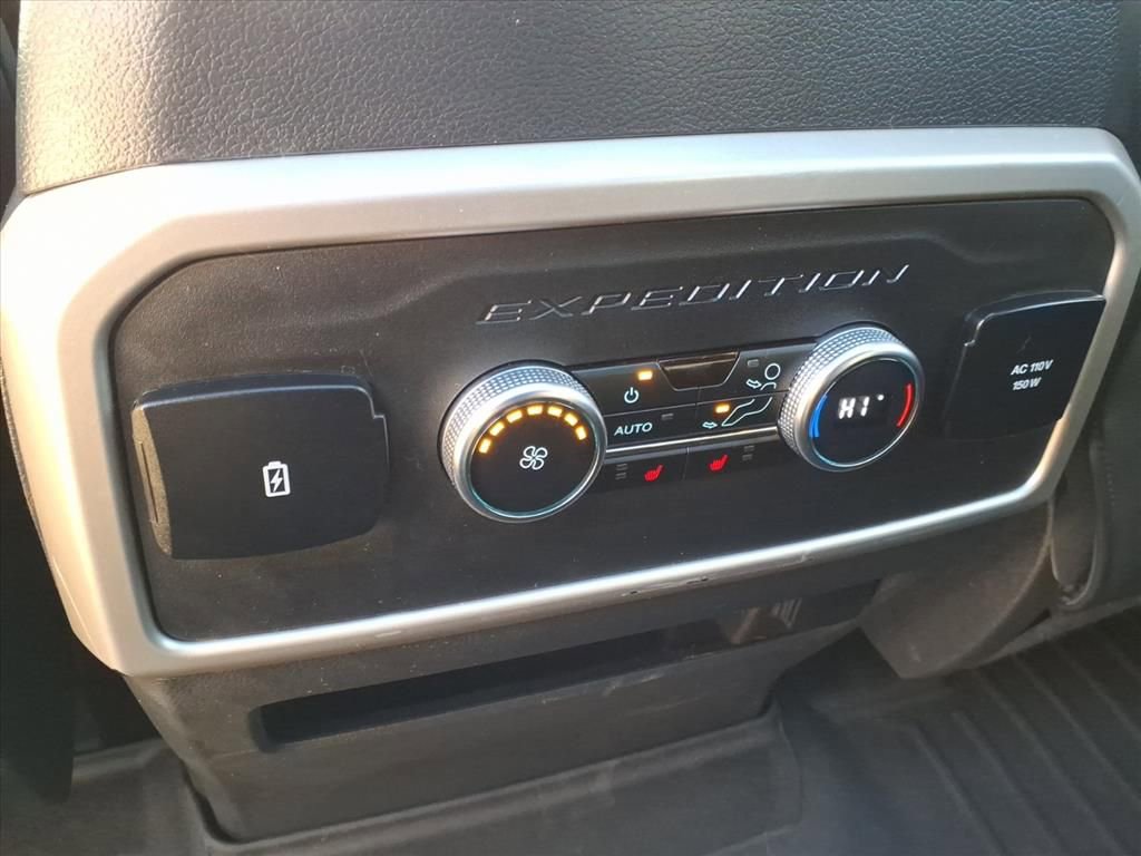 Certified 2024 Ford Expedition Limited image 14