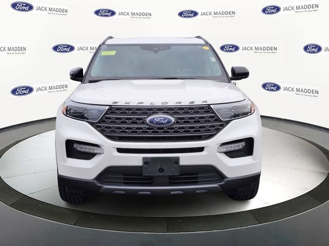 Certified 2022 Ford Explorer XLT w/ Equipment Group 202A image 8