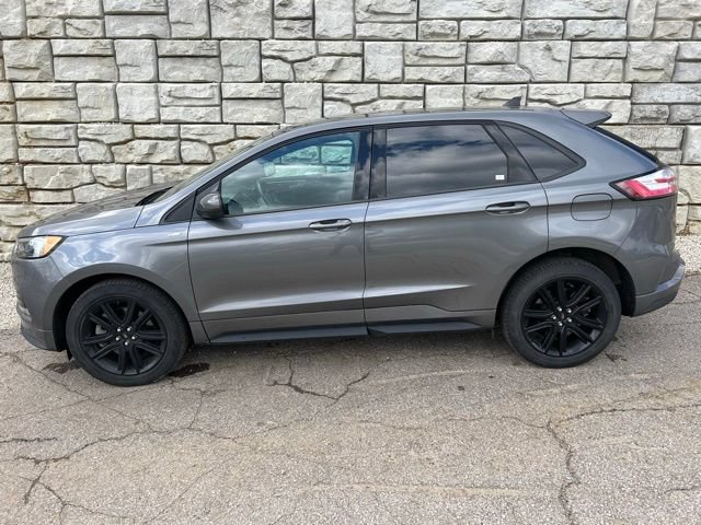 Certified 2024 Ford Edge ST-Line AWD/4WD image 3