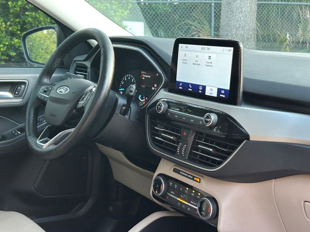 Certified 2022 Ford Escape SEL FWD image 29