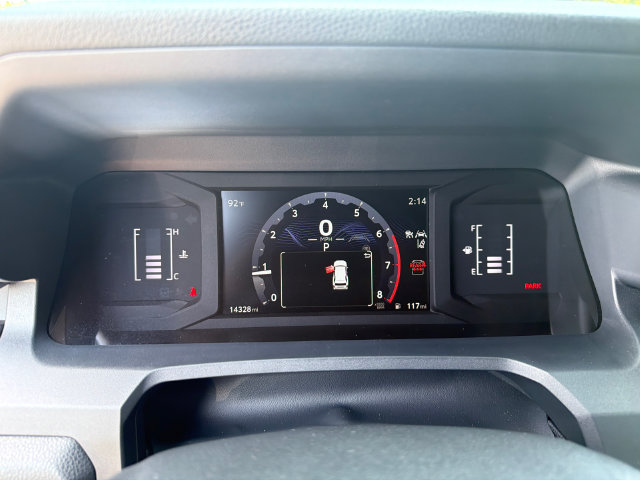 Used 2025 Toyota 4Runner SR5 AWD/4WD image 28