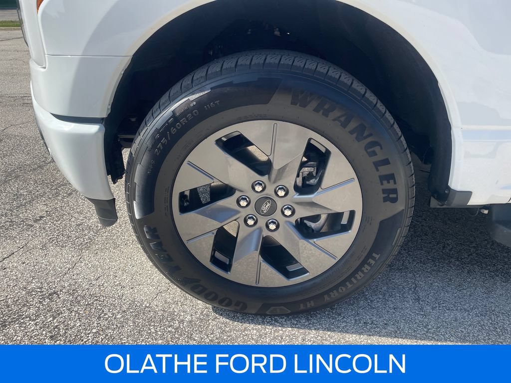 Certified 2024 Ford F150 Lightning Flash AWD/4WD image 26