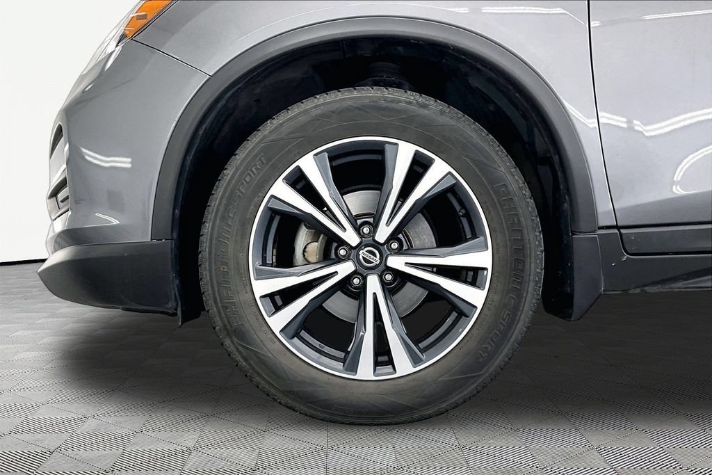 Used 2020 Nissan Rogue SV w/ Premium Package AWD/4WD image 9