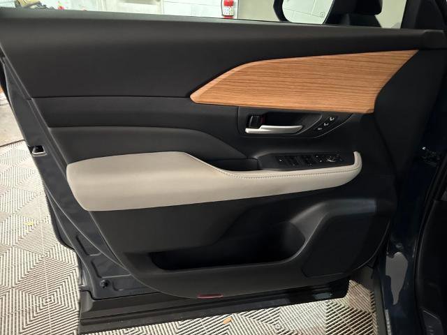 Used 2026 Toyota Grand Highlander FWD image 16