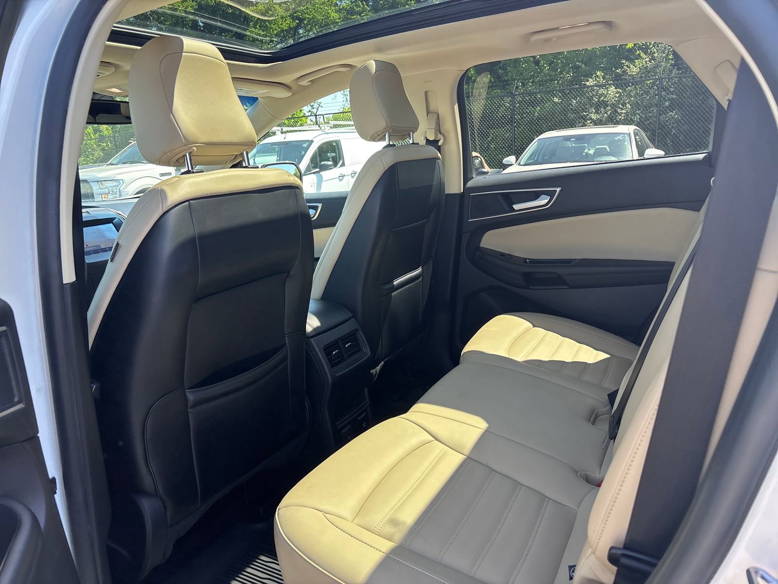 Certified 2020 Ford Edge SEL w/ Convenience Package FWD image 12