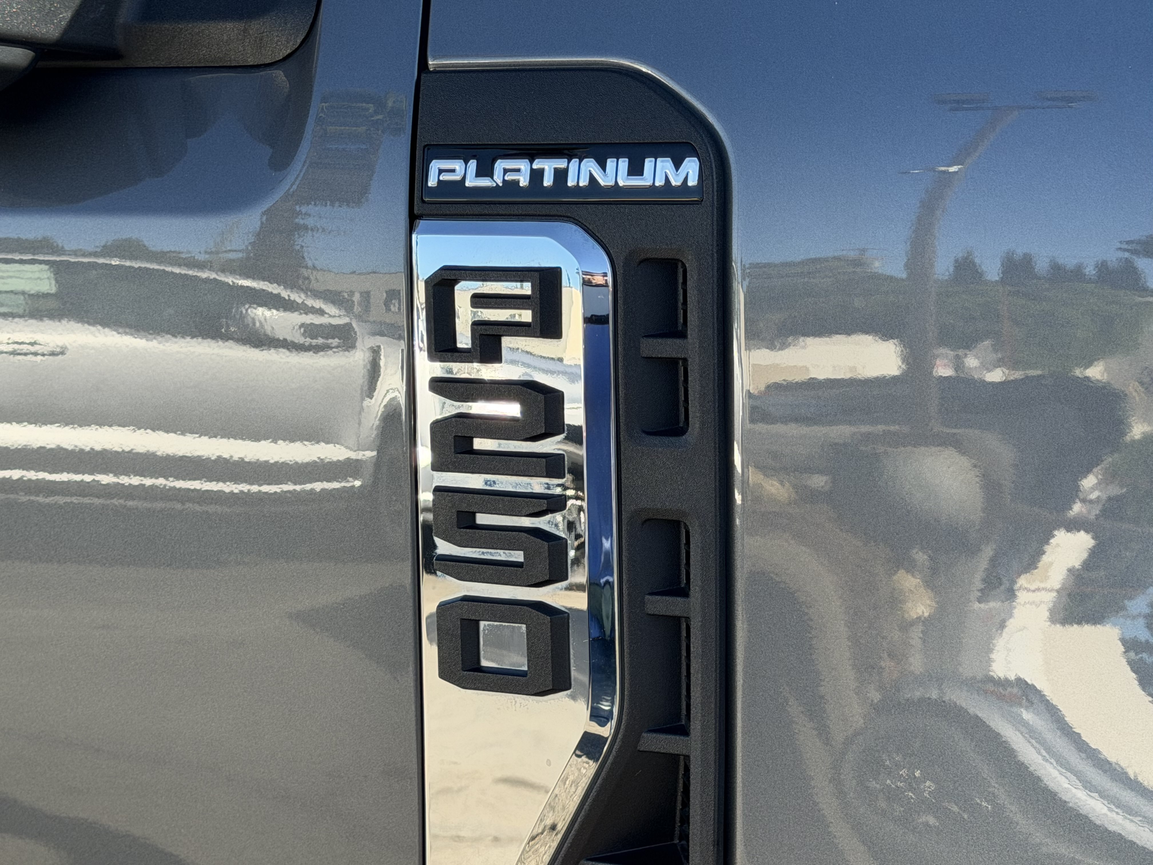 Certified 2024 Ford F250 Platinum AWD/4WD image 8