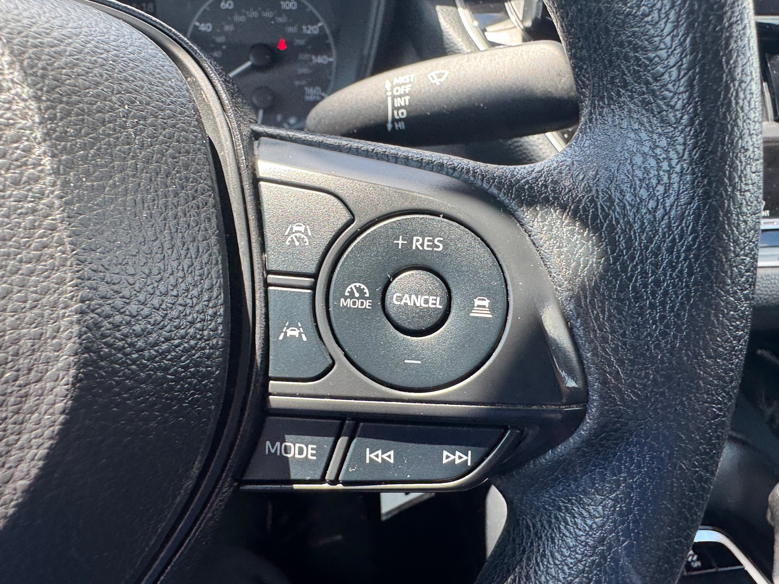 Used 2024 Toyota Corolla LE FWD image 16