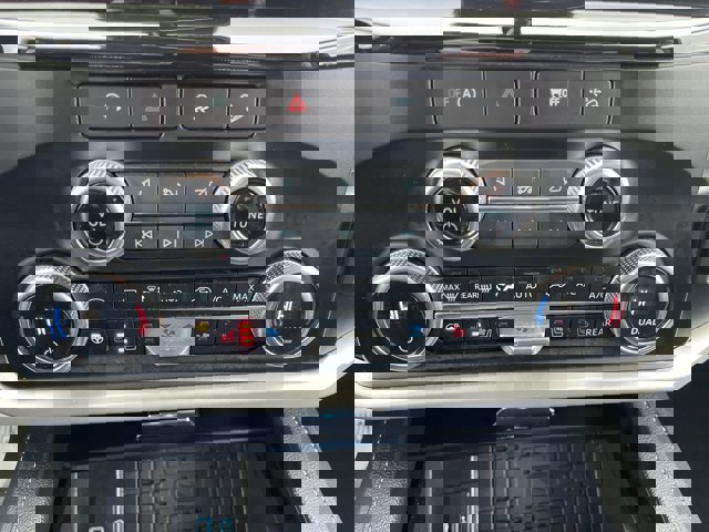 Certified 2024 Ford Expedition Max XLT image 12