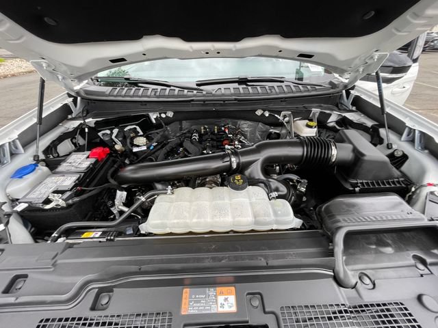 Certified 2025 Ford Expedition Active AWD/4WD image 20