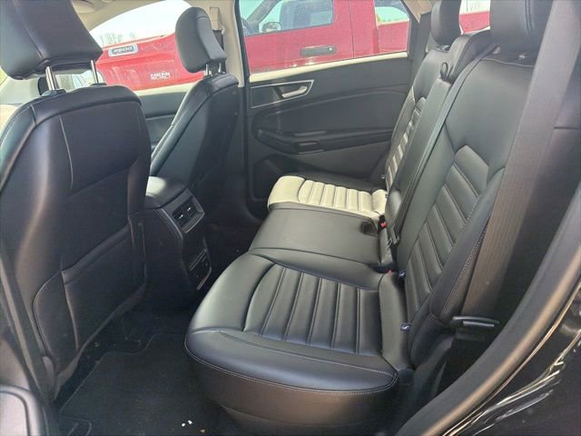 Certified 2024 Ford Edge SEL w/ Convenience Package AWD/4WD image 8