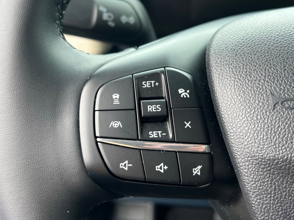 Certified 2025 Ford Maverick Lariat image 27