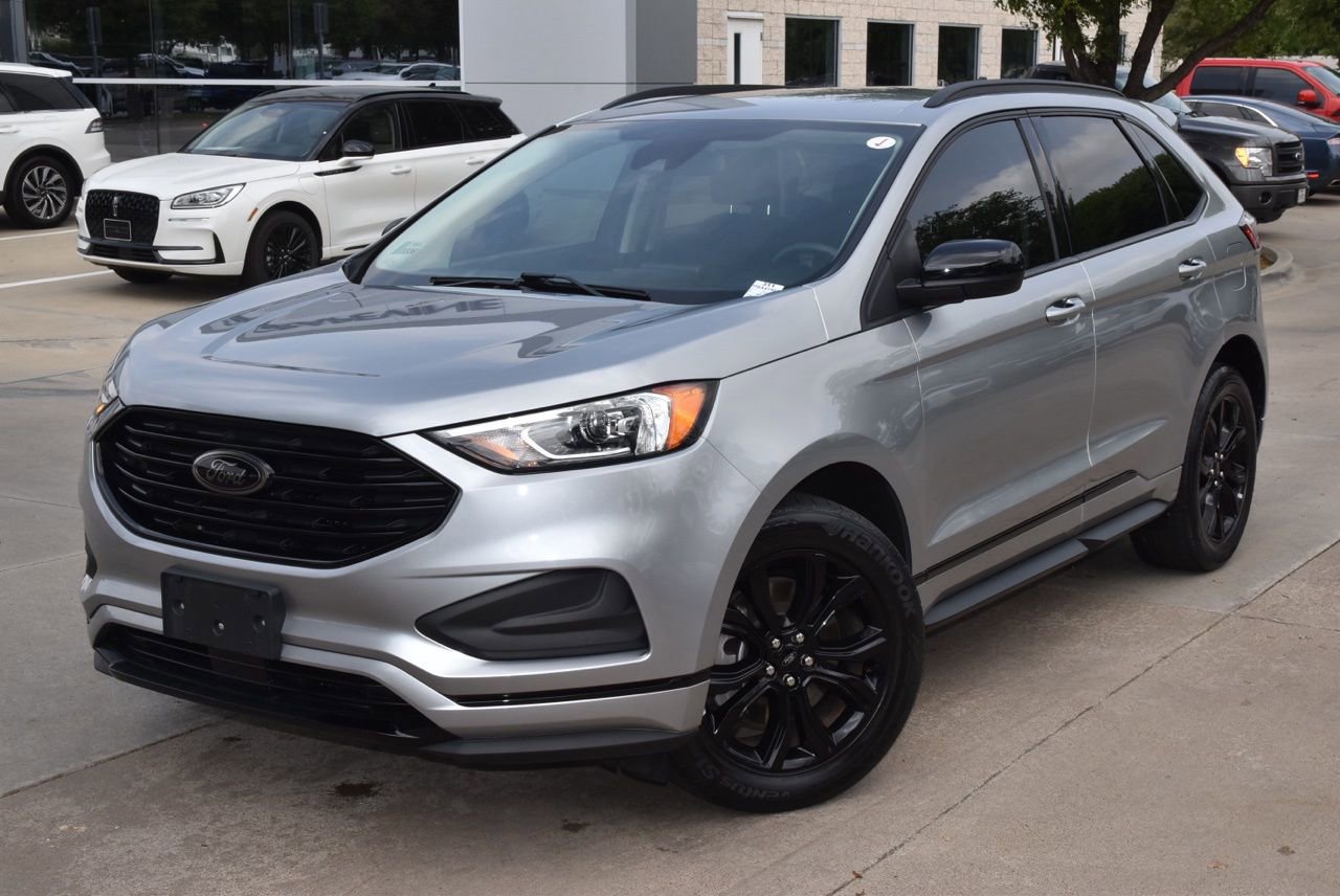 Certified 2023 Ford Edge SE w/ Black Appearance Package image 3