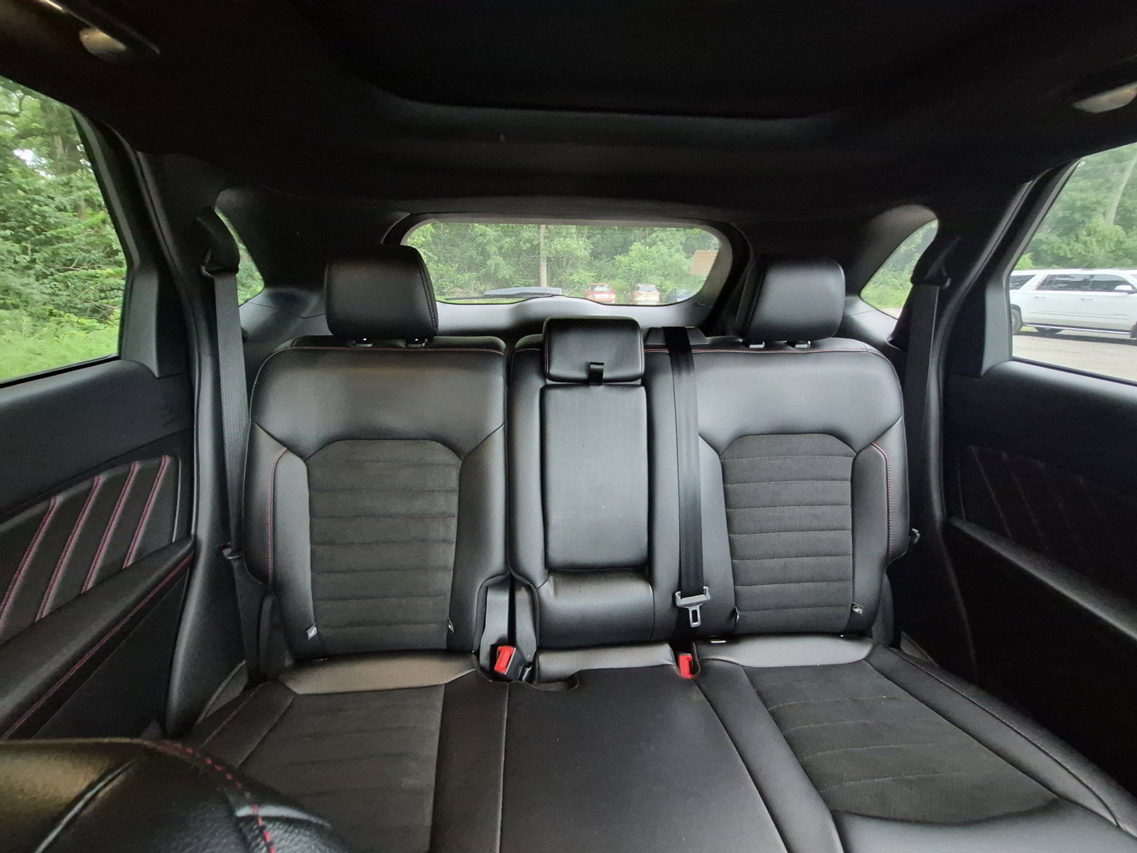 Certified 2024 Ford Edge ST-Line AWD/4WD image 16