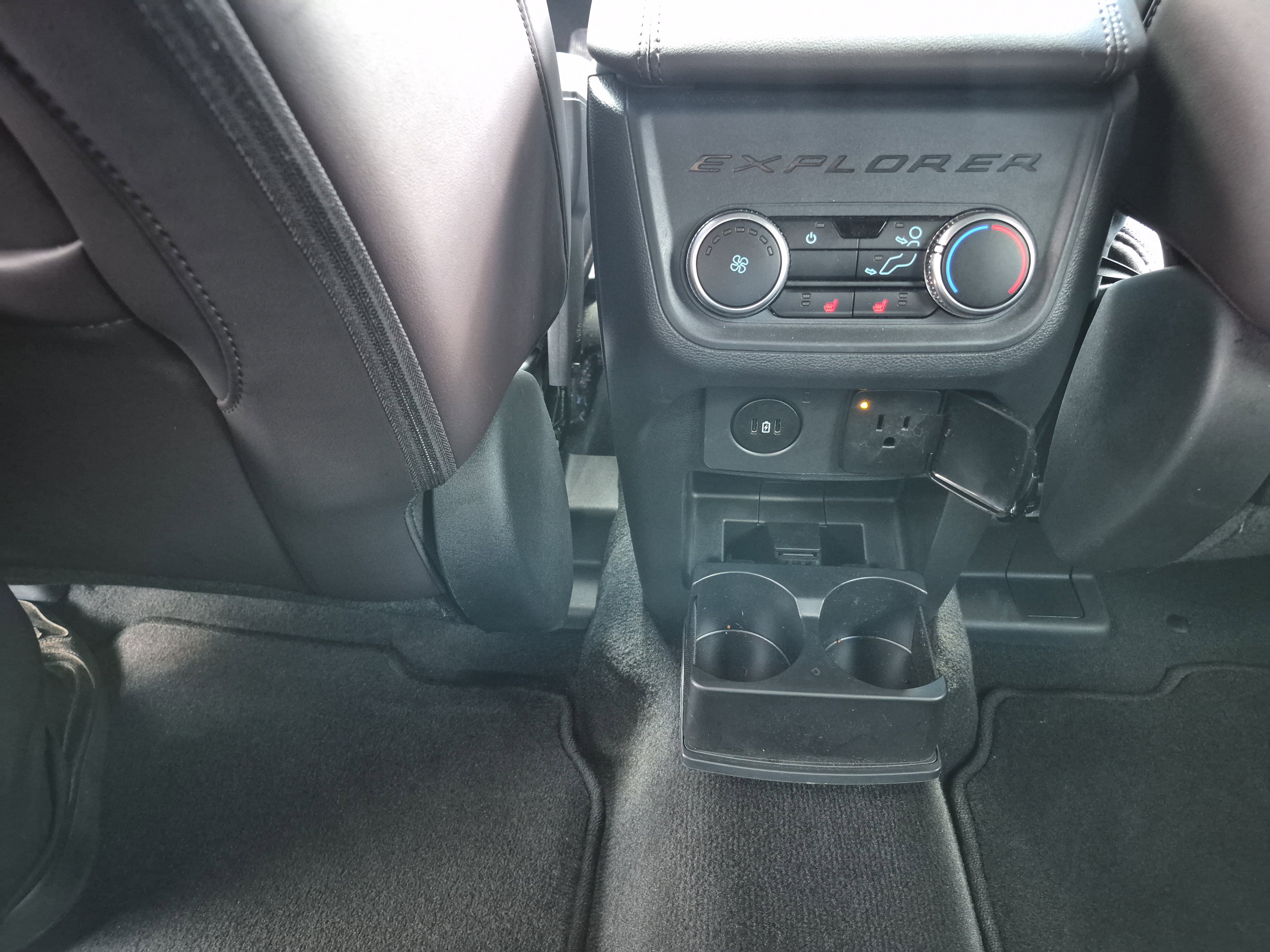 Certified 2025 Ford Explorer Platinum image 20