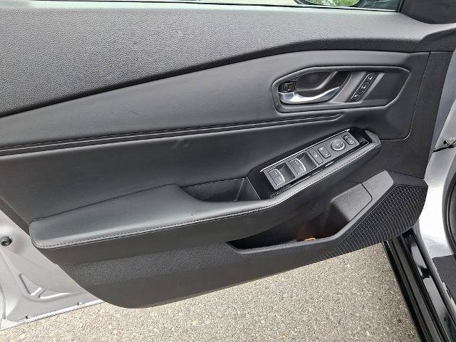 Used 2024 Honda Accord Touring image 11