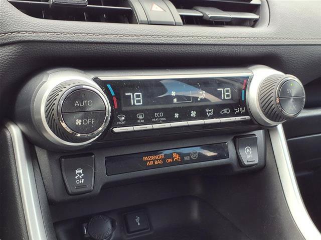 Used 2020 Toyota RAV4 XLE FWD image 8