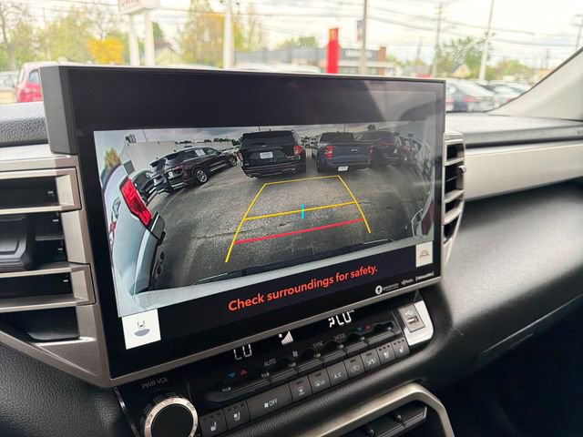 Used 2023 Toyota Tundra Limited AWD/4WD image 34
