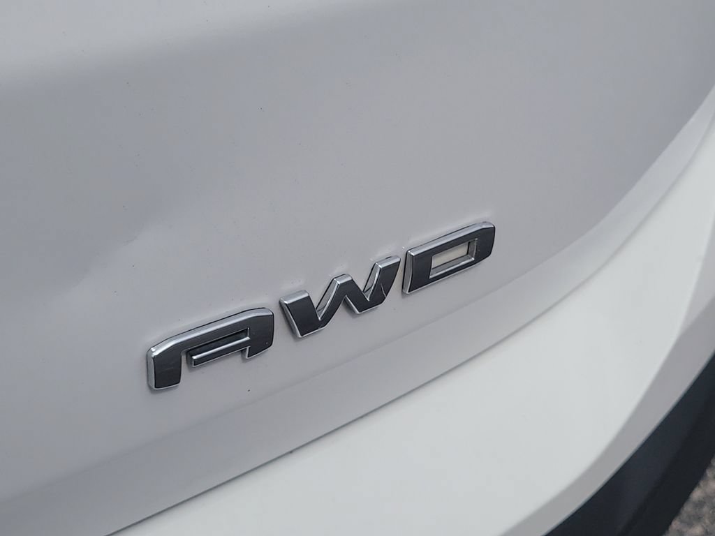 Used 2024 GMC Terrain SLE AWD/4WD image 7