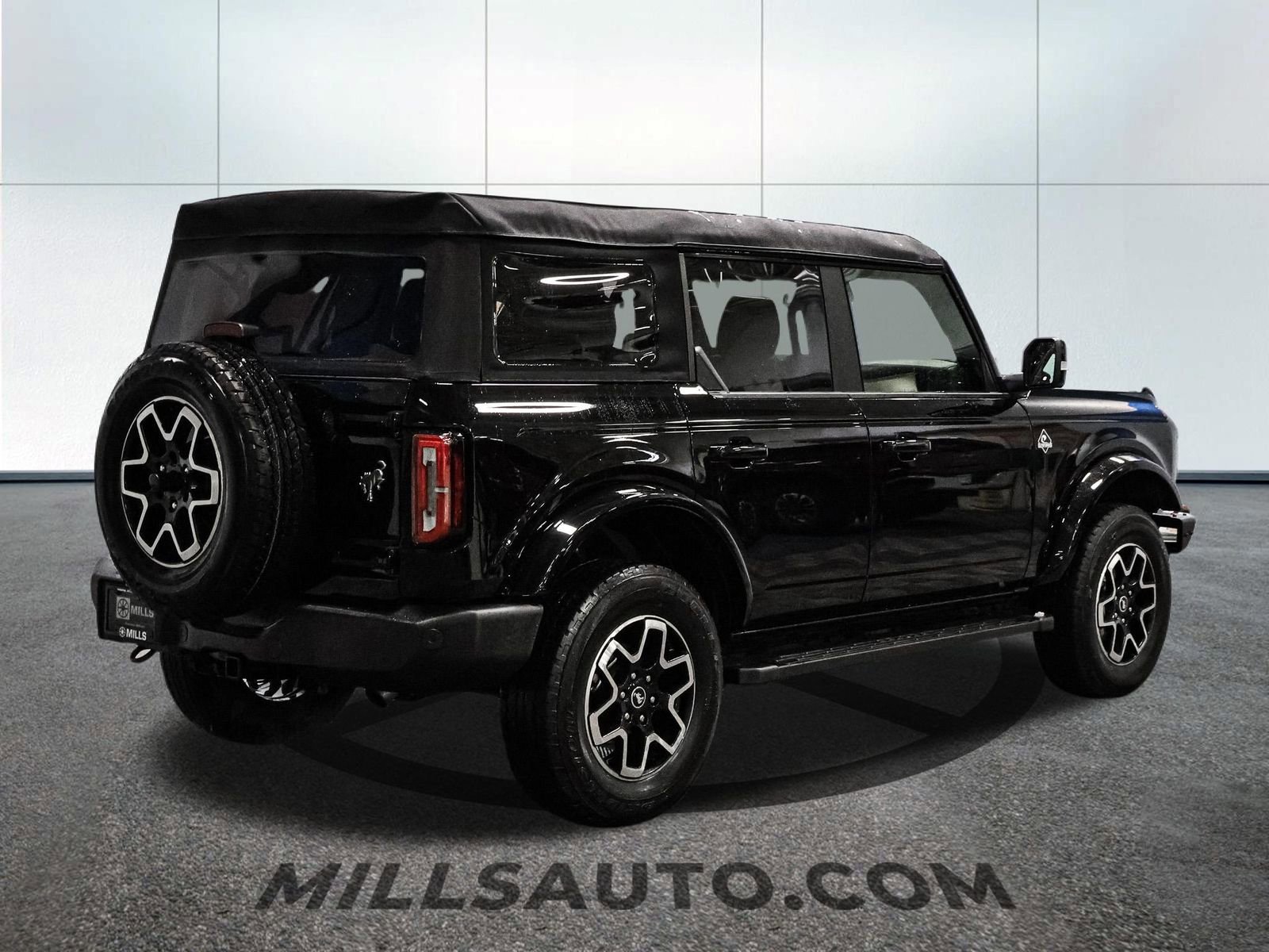 Certified 2024 Ford Bronco Outer Banks image 6