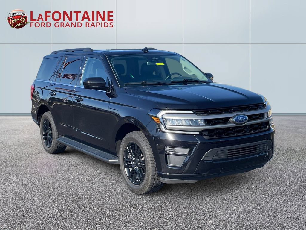 Certified 2024 Ford Expedition XLT AWD/4WD image 3