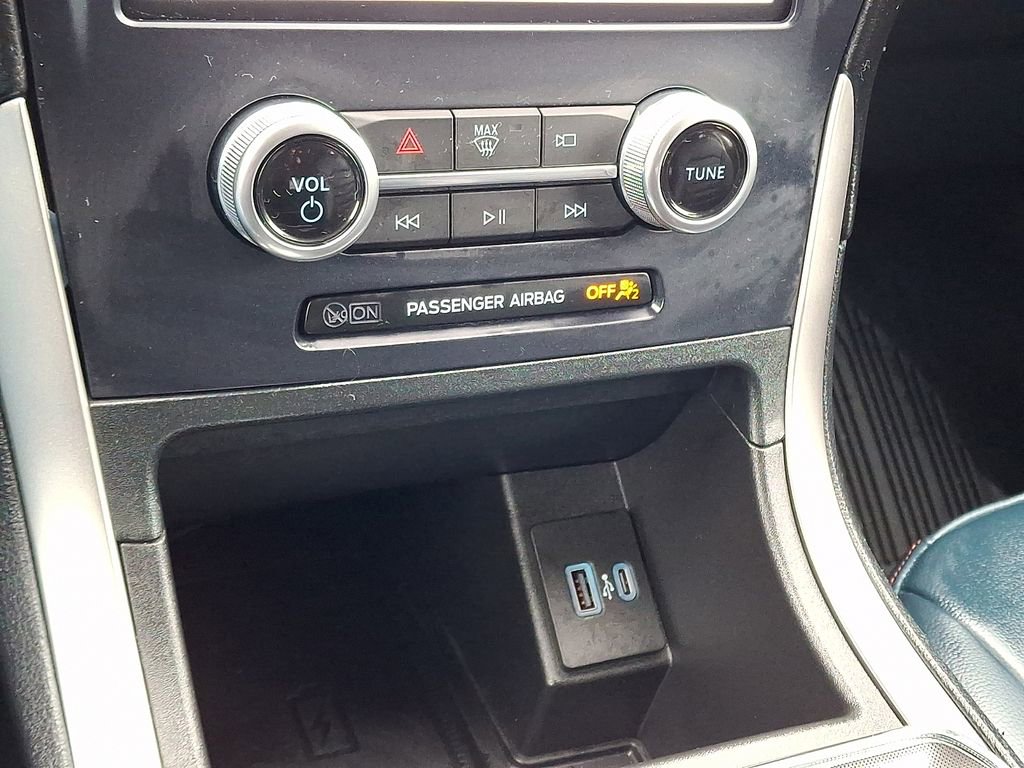 Certified 2022 Ford Edge SEL w/ Sport Appearance Package image 24