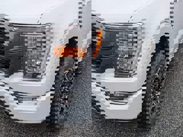 Certified 2022 Ford F150 XLT w/ Equipment Group 302A High image 10