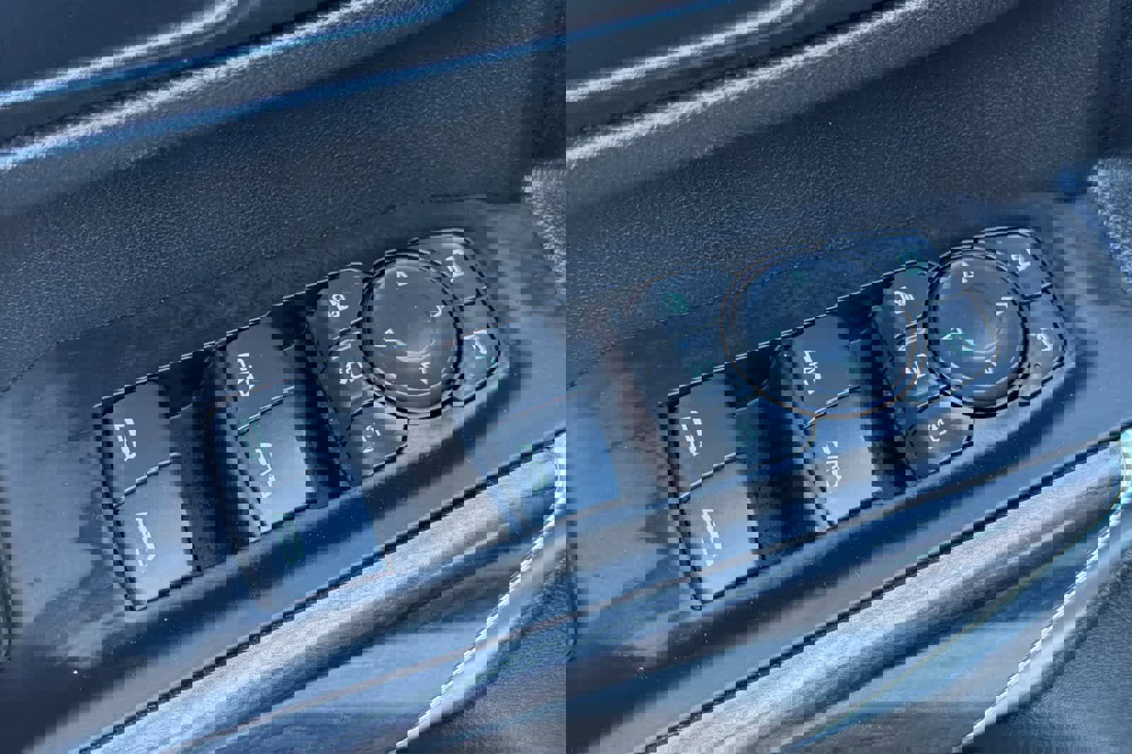 Used 2021 Chevrolet Silverado 3500 LTZ w/ LTZ Premium Package image 13