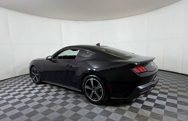 Certified 2024 Ford Mustang Coupe RWD image 5