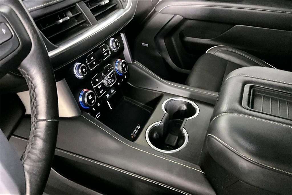 Used 2021 GMC Yukon SLT w/ SLT Premium Package image 13
