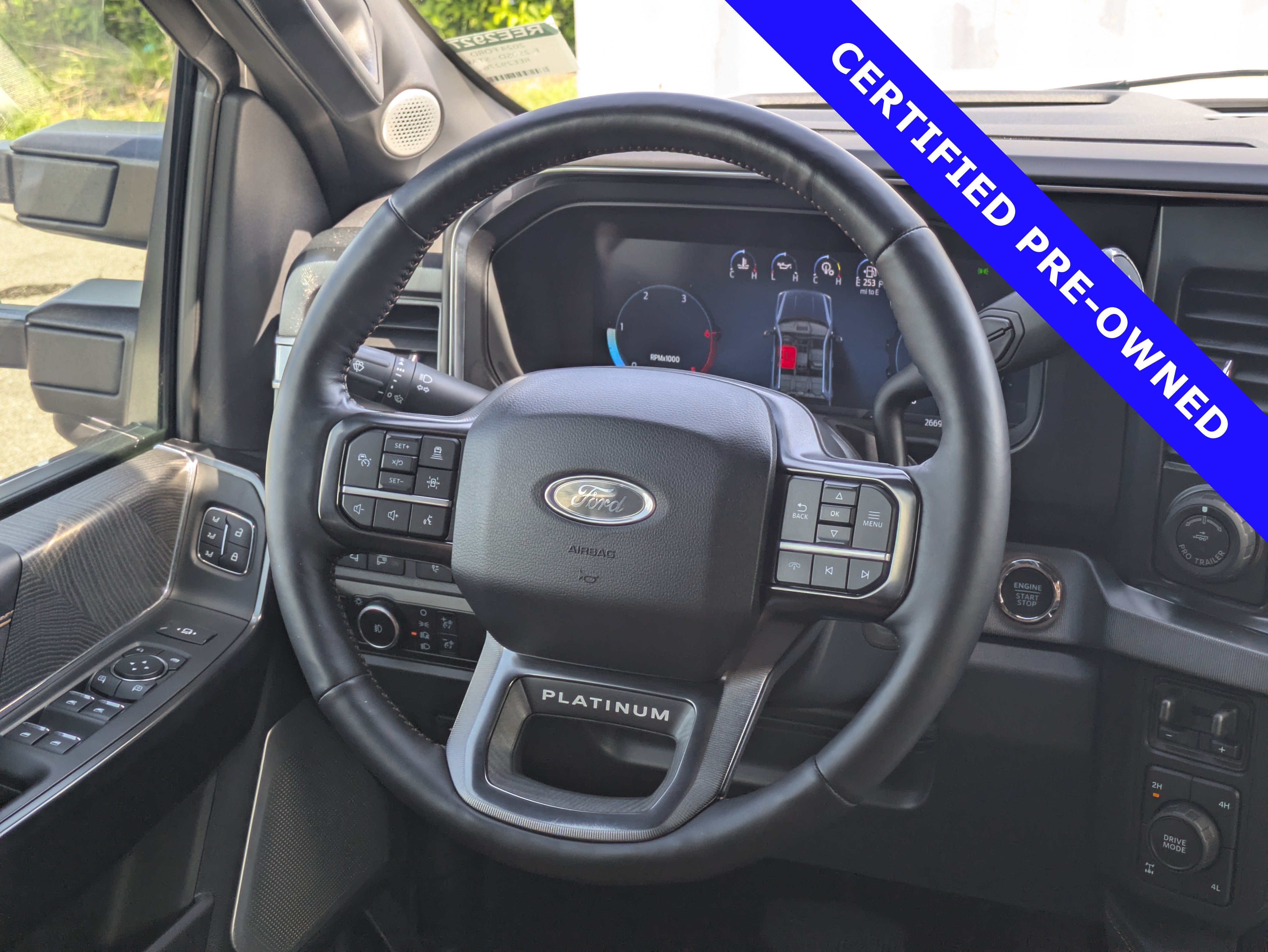 Certified 2024 Ford F250 Platinum AWD/4WD image 19