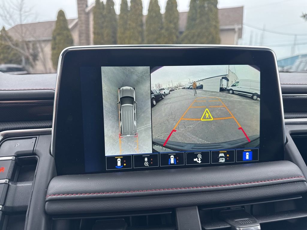 Used 2022 Chevrolet Tahoe RST w/ Luxury Package image 16