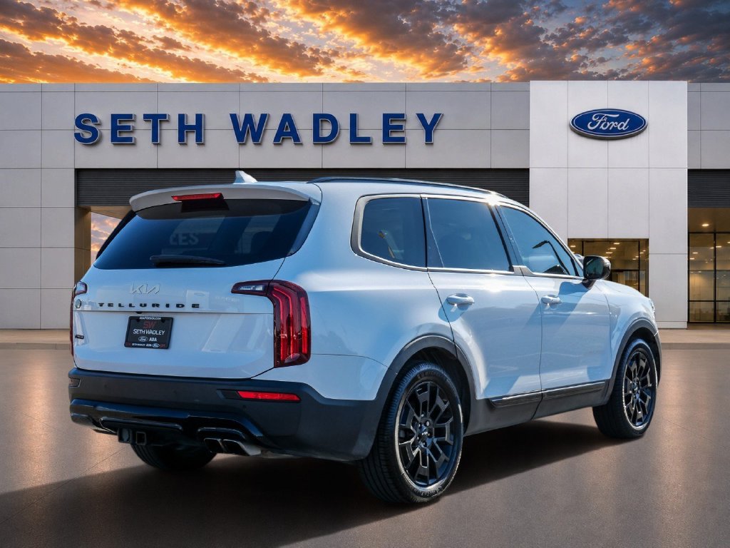 Used 2022 Kia Telluride SX w/ SX Prestige Package AWD/4WD image 7