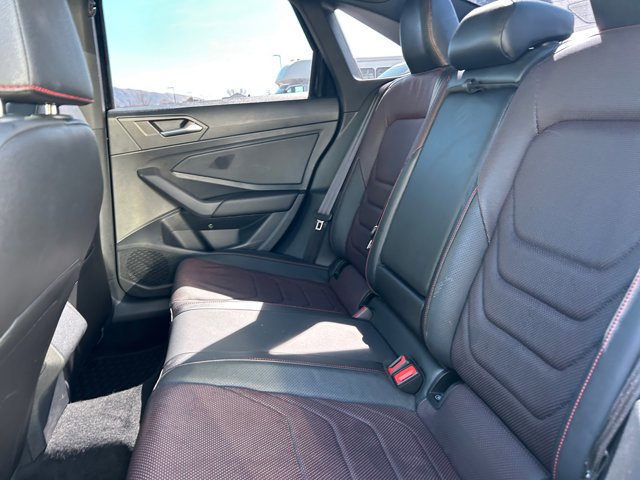 Used 2022 Volkswagen Jetta GLI Autobahn image 17