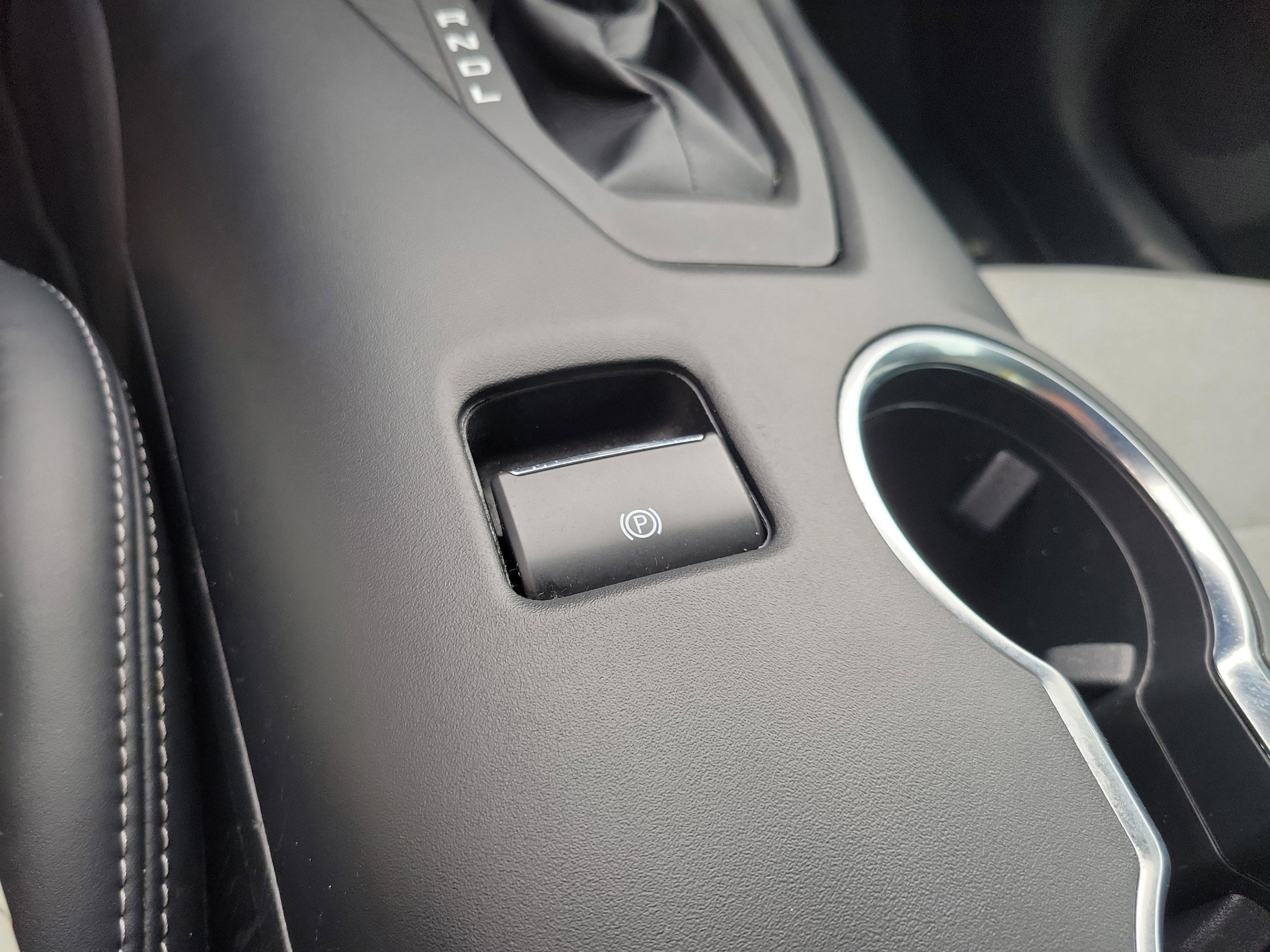 Certified 2024 Ford Mustang Coupe RWD image 32