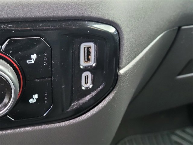 Used 2024 Chevrolet Silverado 1500 LT w/ Convenience Package II image 29