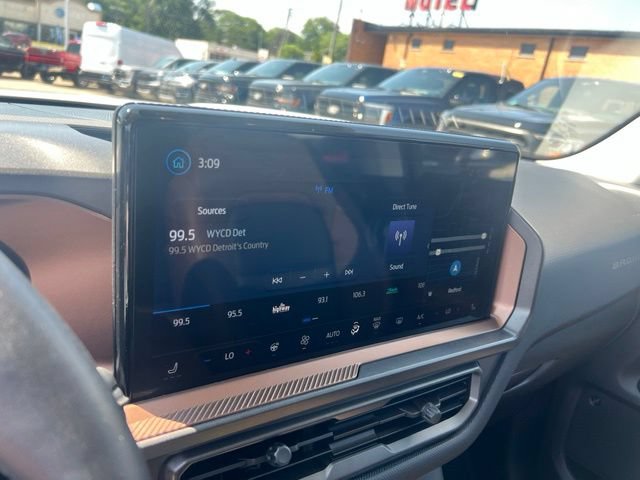 Certified 2025 Ford Bronco Sport Outer Banks w/ Outer Banks Tech Package+ AWD/4WD image 14