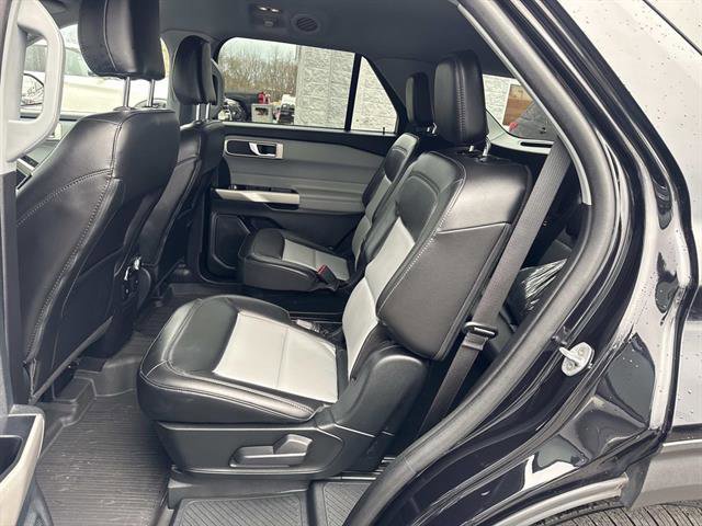 Certified 2023 Ford Explorer XLT w/ Equipment Group 202A image 13