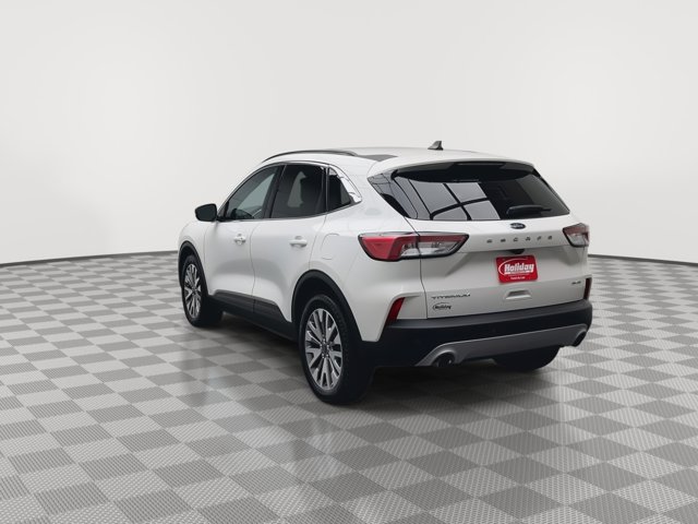 Certified 2022 Ford Escape Titanium AWD/4WD image 38