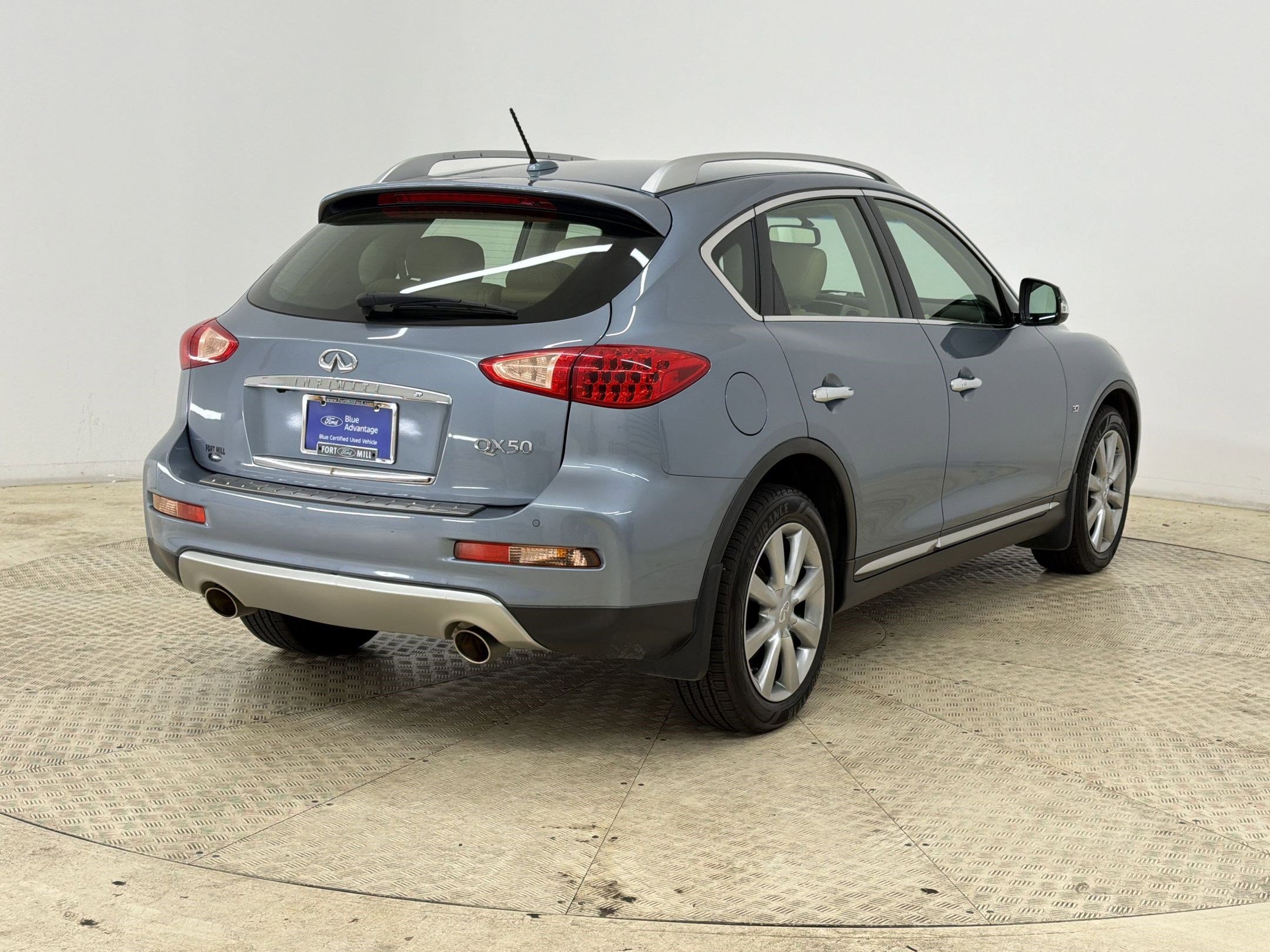 Used 2017 INFINITI QX50 2WD w/ Premium Plus Package image 9