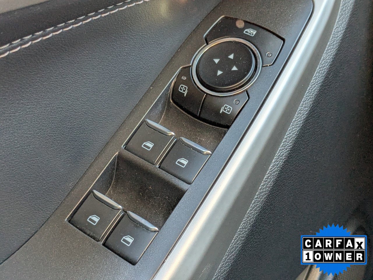 Certified 2023 Ford Explorer XLT image 30