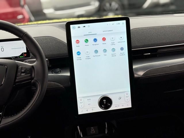 Certified 2025 Ford Mustang Mach-E GT image 39