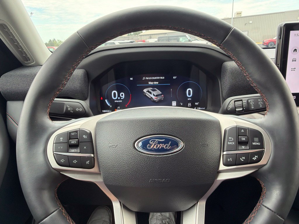 Certified 2025 Ford Explorer Active w/ Active Comfort Package AWD/4WD image 16