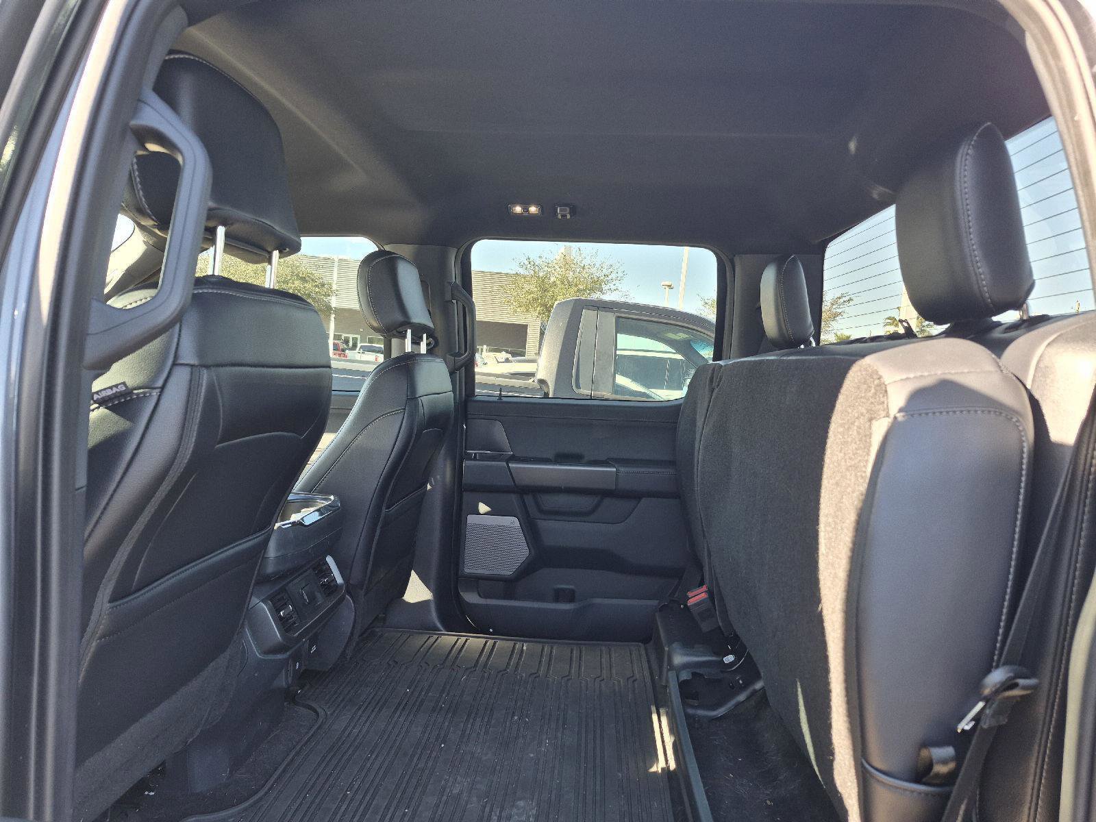 Certified 2025 Ford F150 Lariat w/ FX4 Off-Road Package image 27